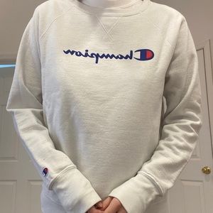 White champion crewneck